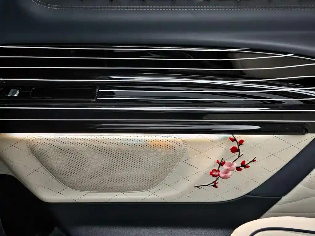 Vito 2021 2.0T Business Edition 7-seater — миниатюра 26