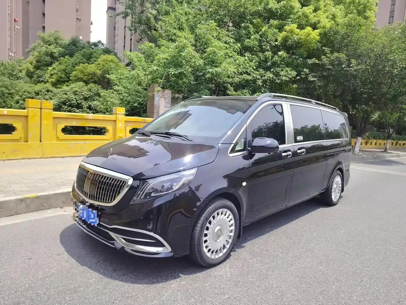 Vito 2021 2.0T Business Edition 7-seater — миниатюра 1