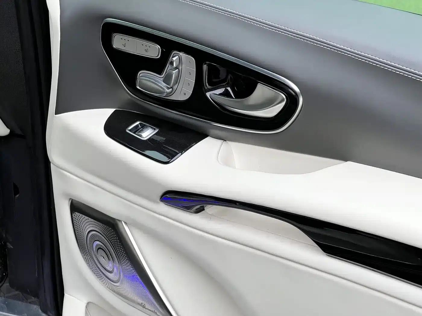 2023 Nissan Vito 2.0T Business Edition 7-seater — миниатюра 13