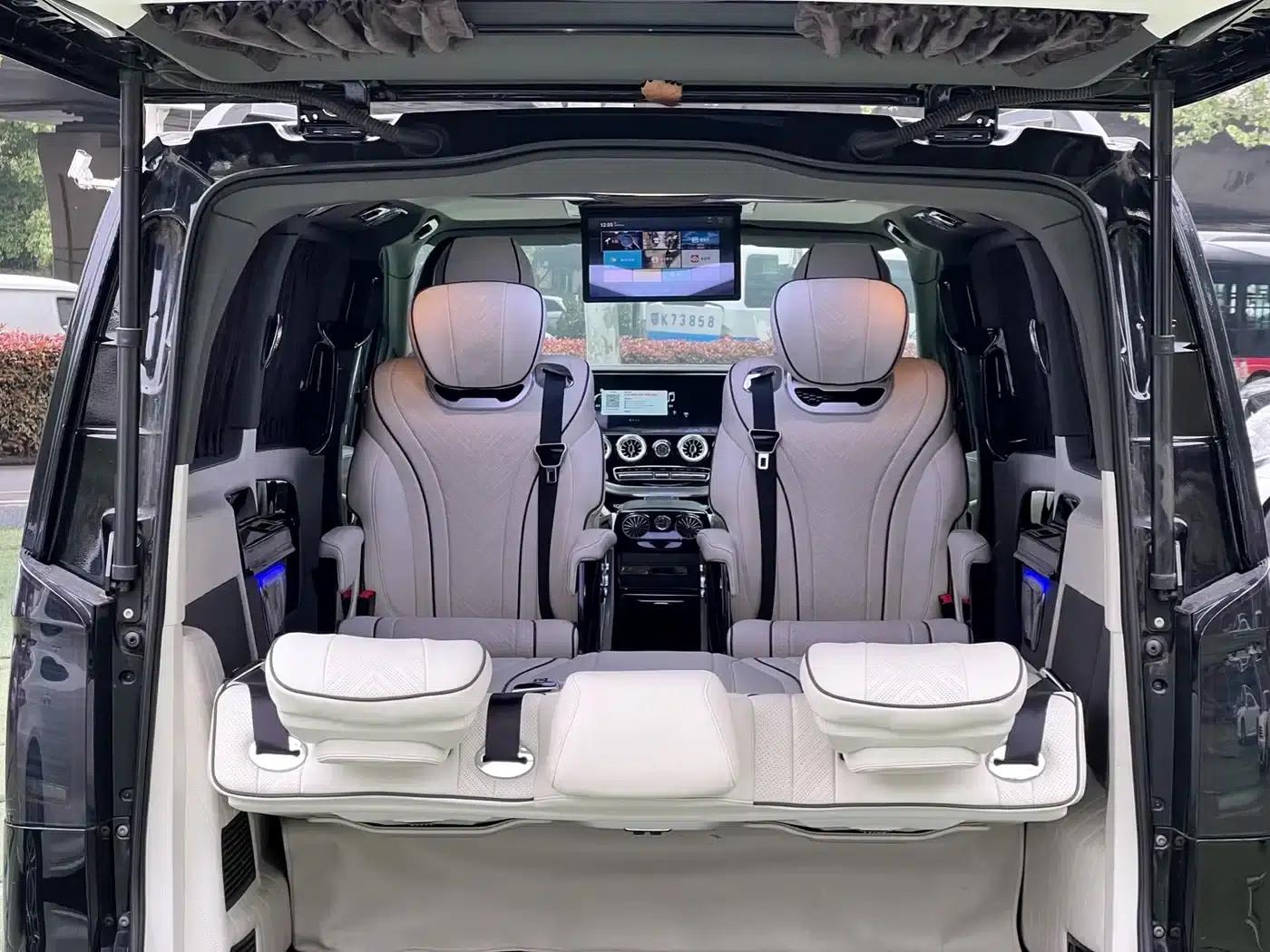 2023 Nissan Vito 2.0T Business Edition 7-seater — миниатюра 18