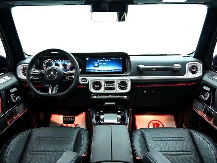 2025 Mercedes-Benz G-Class G 500 — миниатюра 13