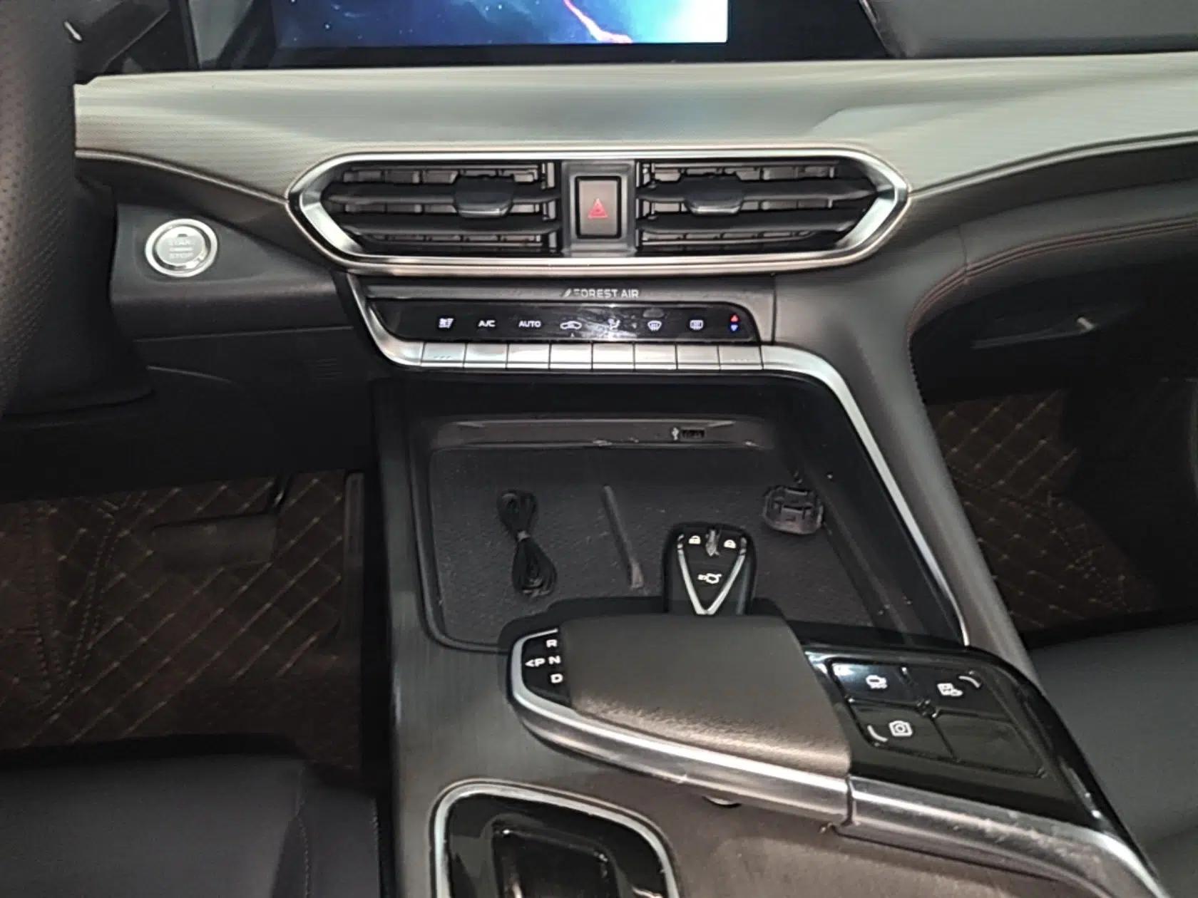 CHANGAN UNI-T 2020 1.5T Prestige Version — миниатюра 16