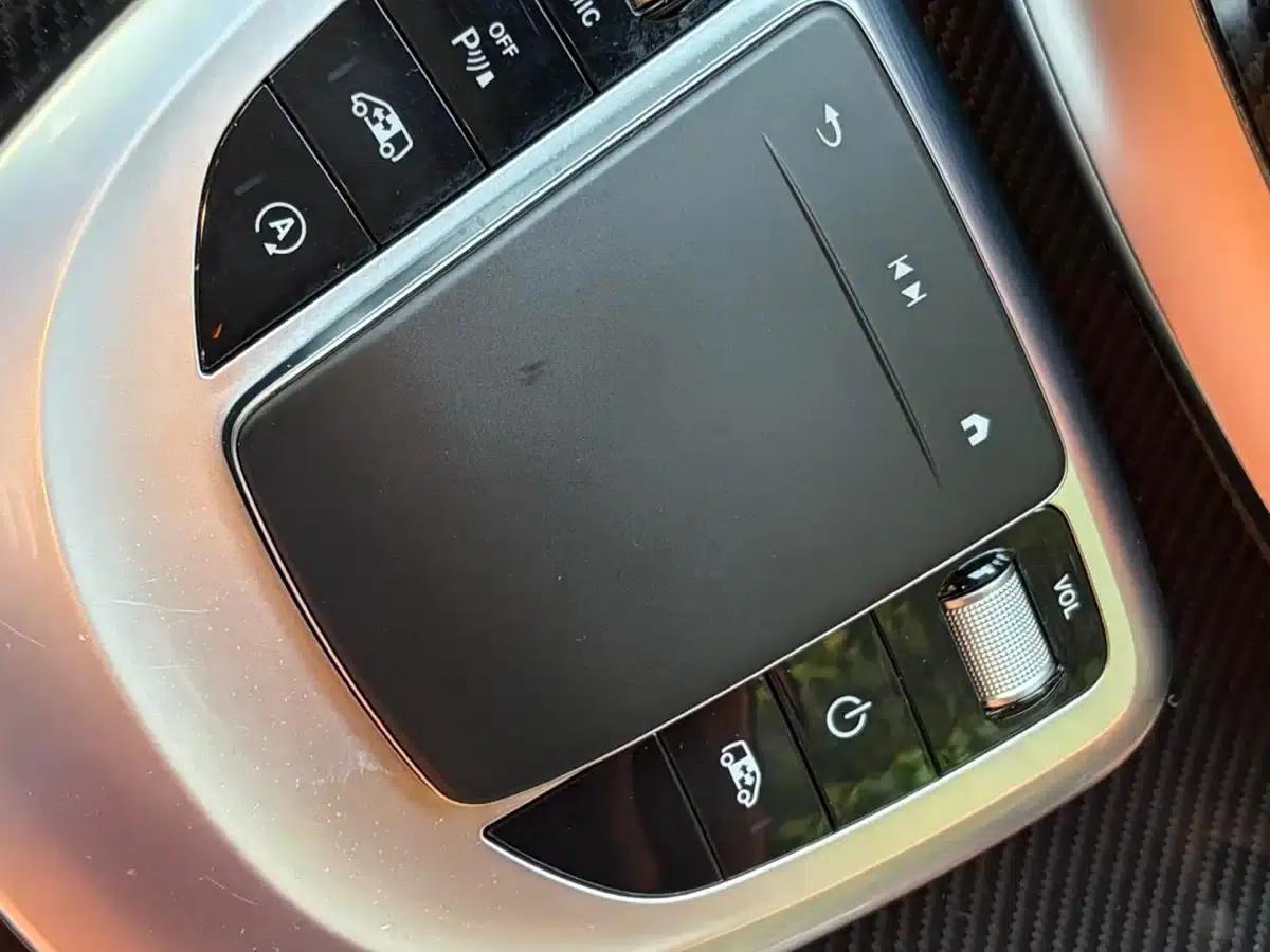 Mercedes-Benz V-Class 2022 V 260 L Long Wheelbase Premium Edition — миниатюра 26