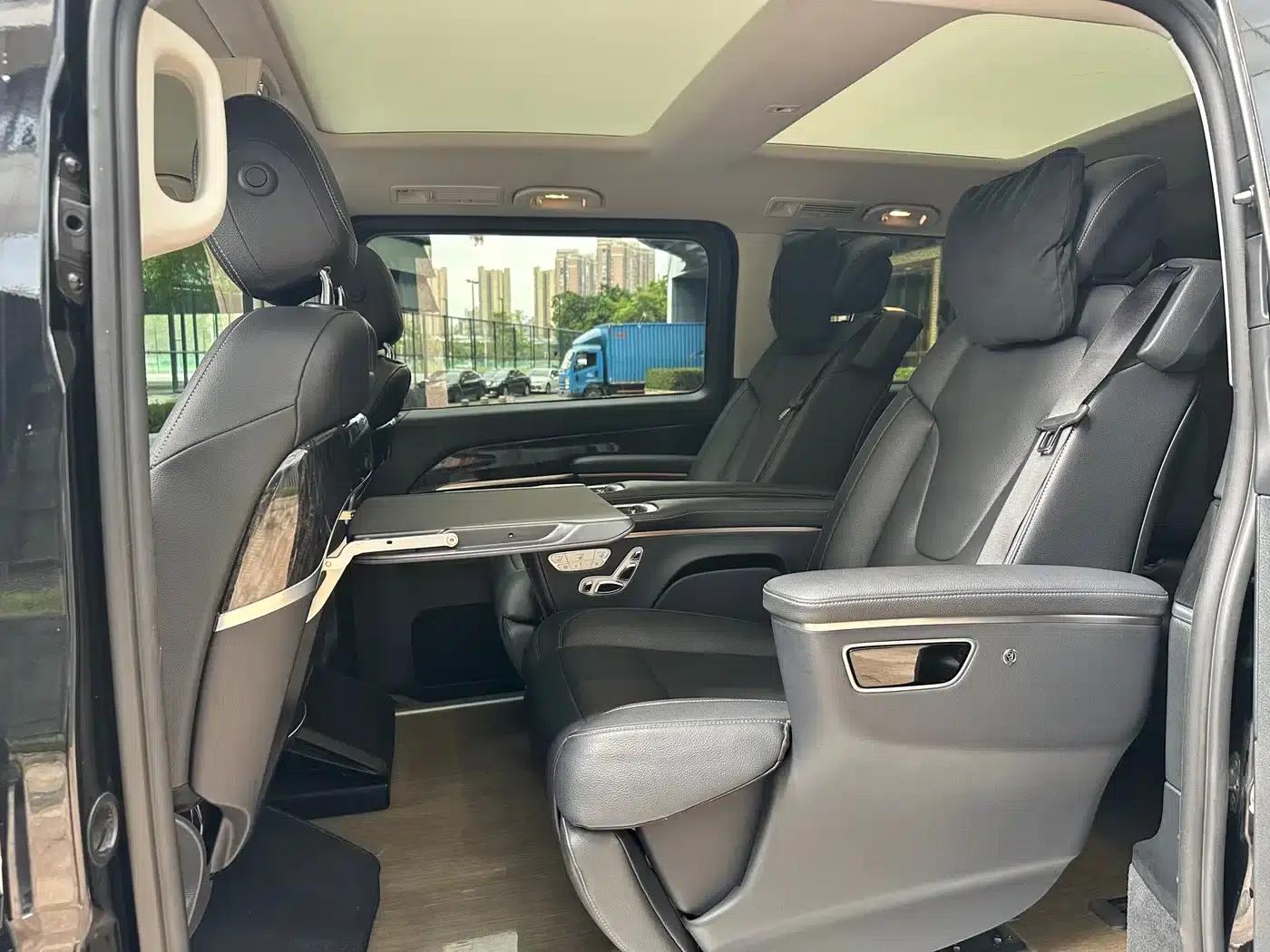 Mercedes-Benz V-Class 2020 V 260 L Long Wheelbase Luxury Edition — миниатюра 13