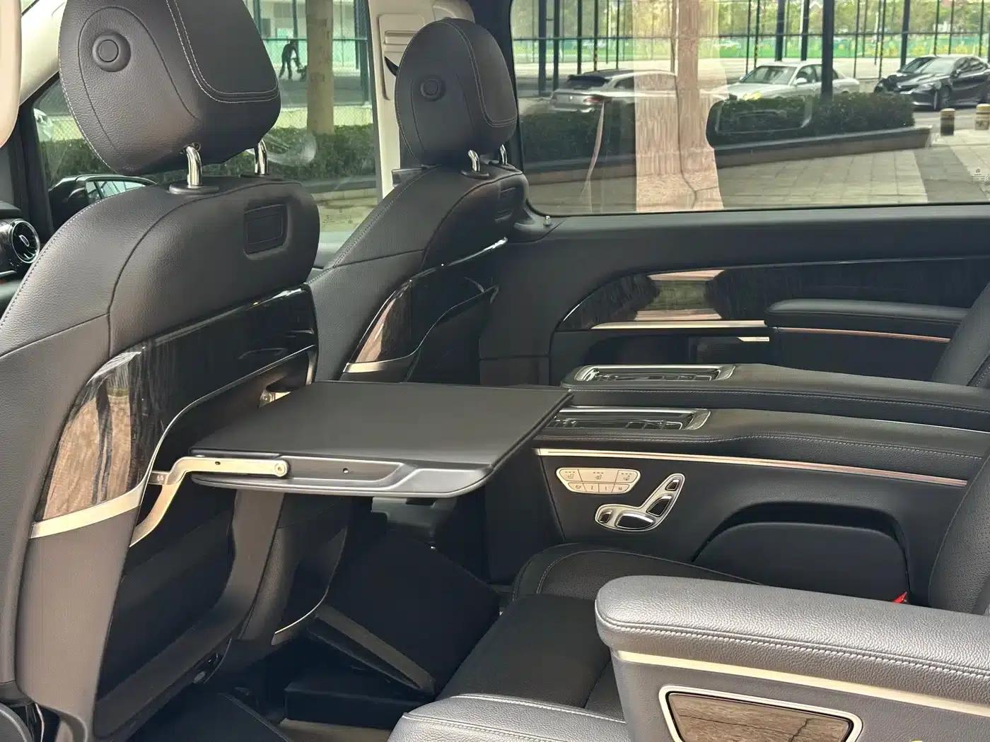 Mercedes-Benz V-Class 2020 V 260 L Long Wheelbase Luxury Edition — миниатюра 14