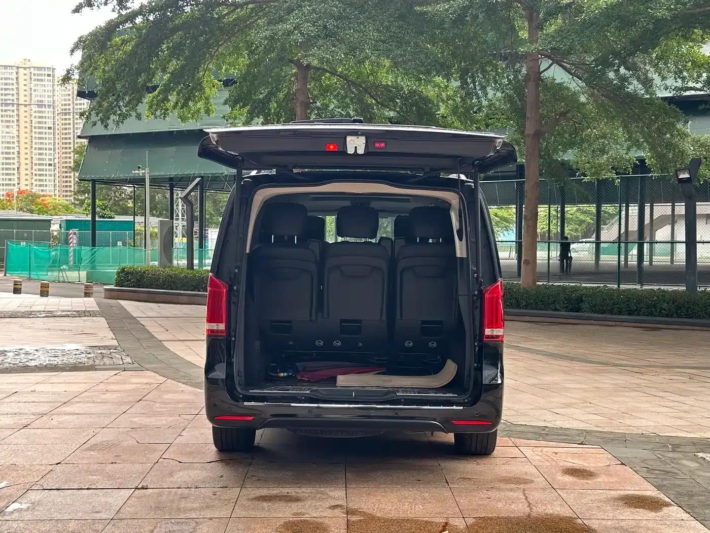 Mercedes-Benz V-Class 2020 V 260 L Long Wheelbase Luxury Edition — миниатюра 21