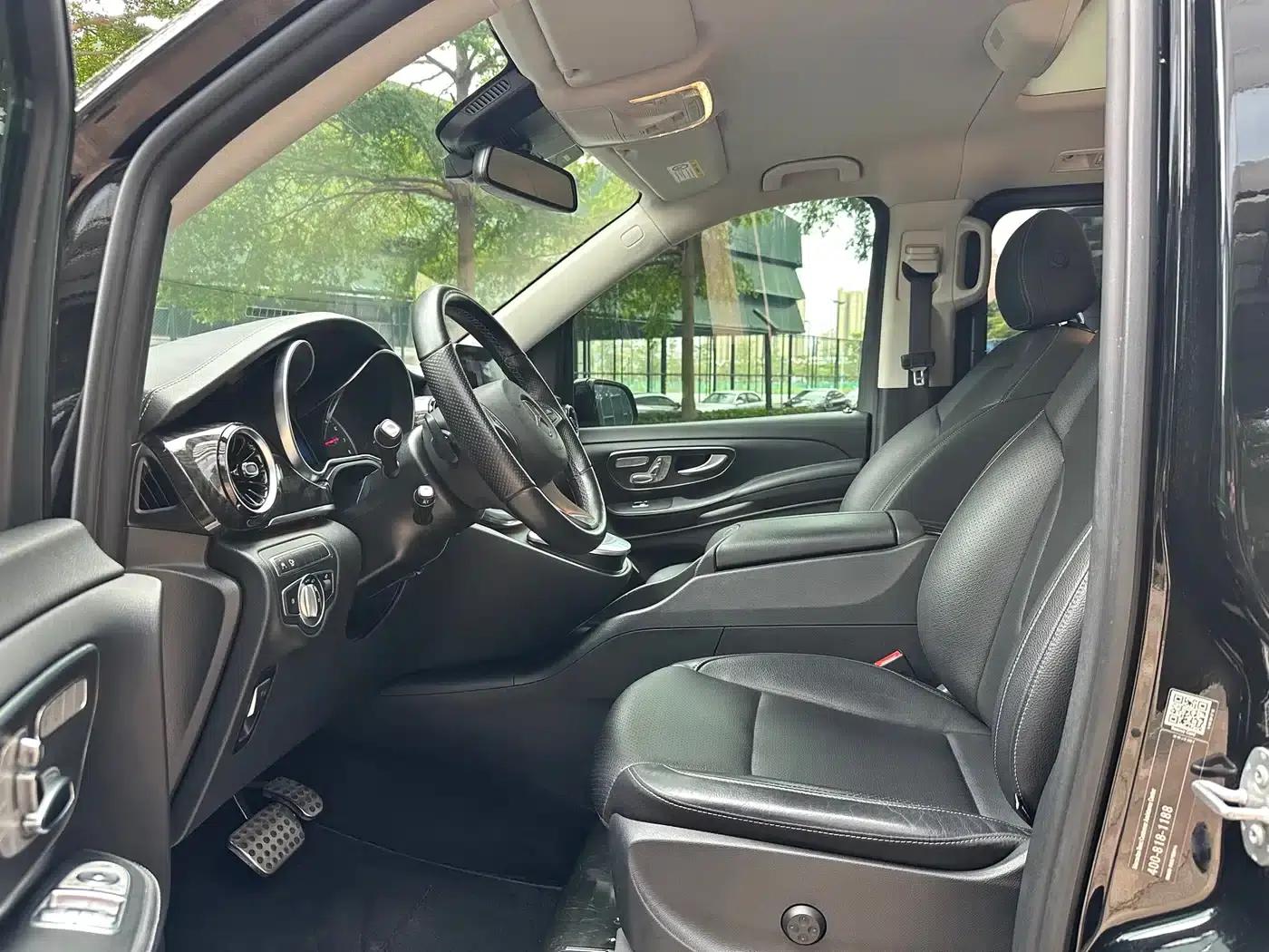 Mercedes-Benz V-Class 2020 V 260 L Long Wheelbase Luxury Edition — миниатюра 7