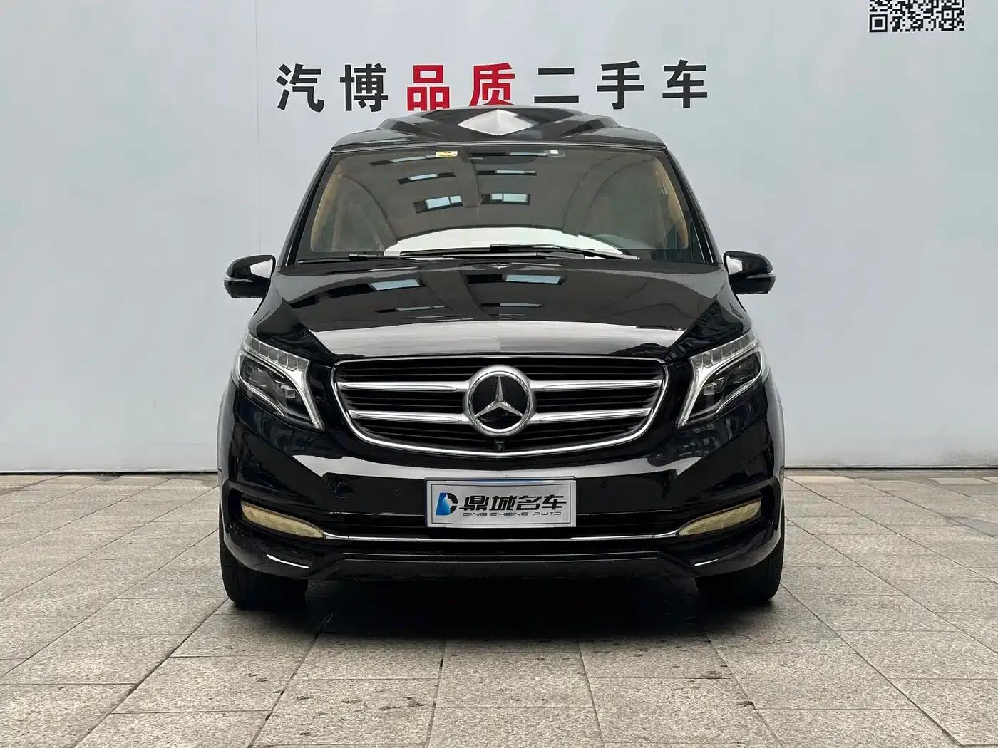 Mercedes-Benz V-Class 2018 V 260 L Premium Extended Edition (China VI Emission Standard) — миниатюра 2