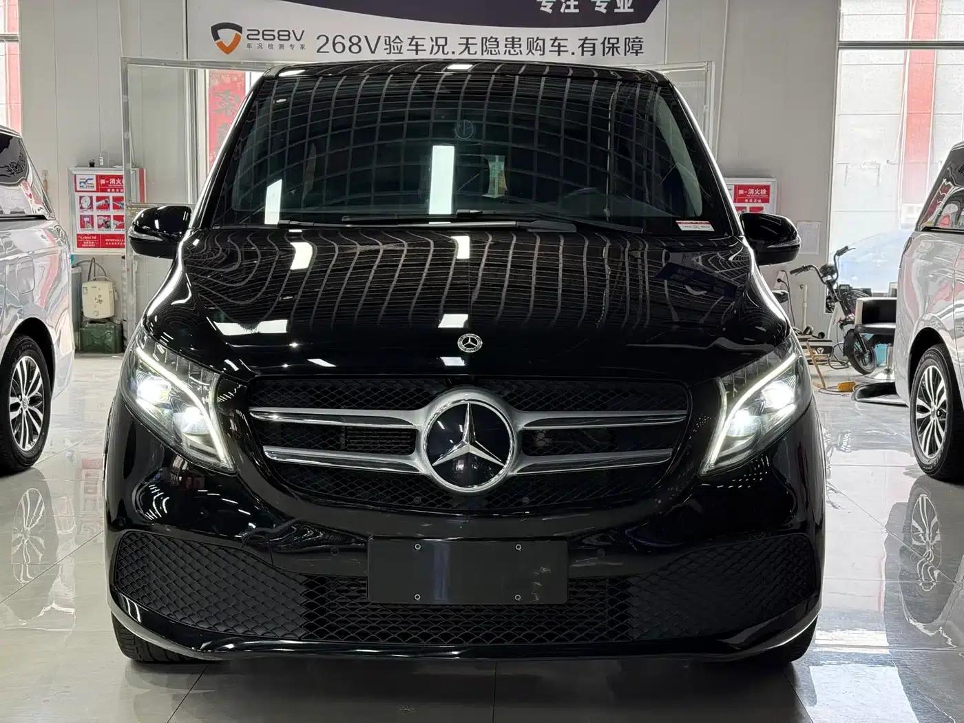 Mercedes-Benz V-Class 2022 V 260 Navigator Edition — миниатюра 12