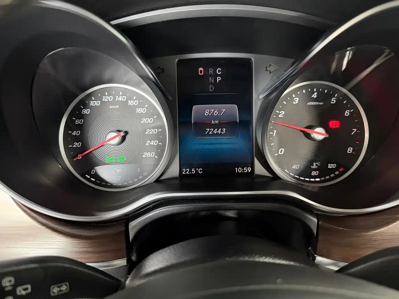 Mercedes-Benz V-Class 2022 V 260 Navigator Edition — миниатюра 13