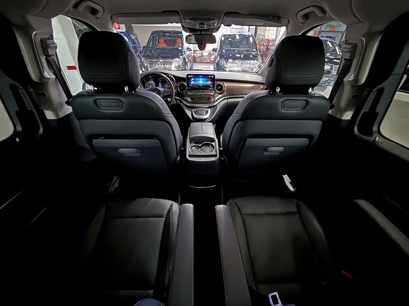 Mercedes-Benz V-Class 2022 V 260 Navigator Edition — миниатюра 15