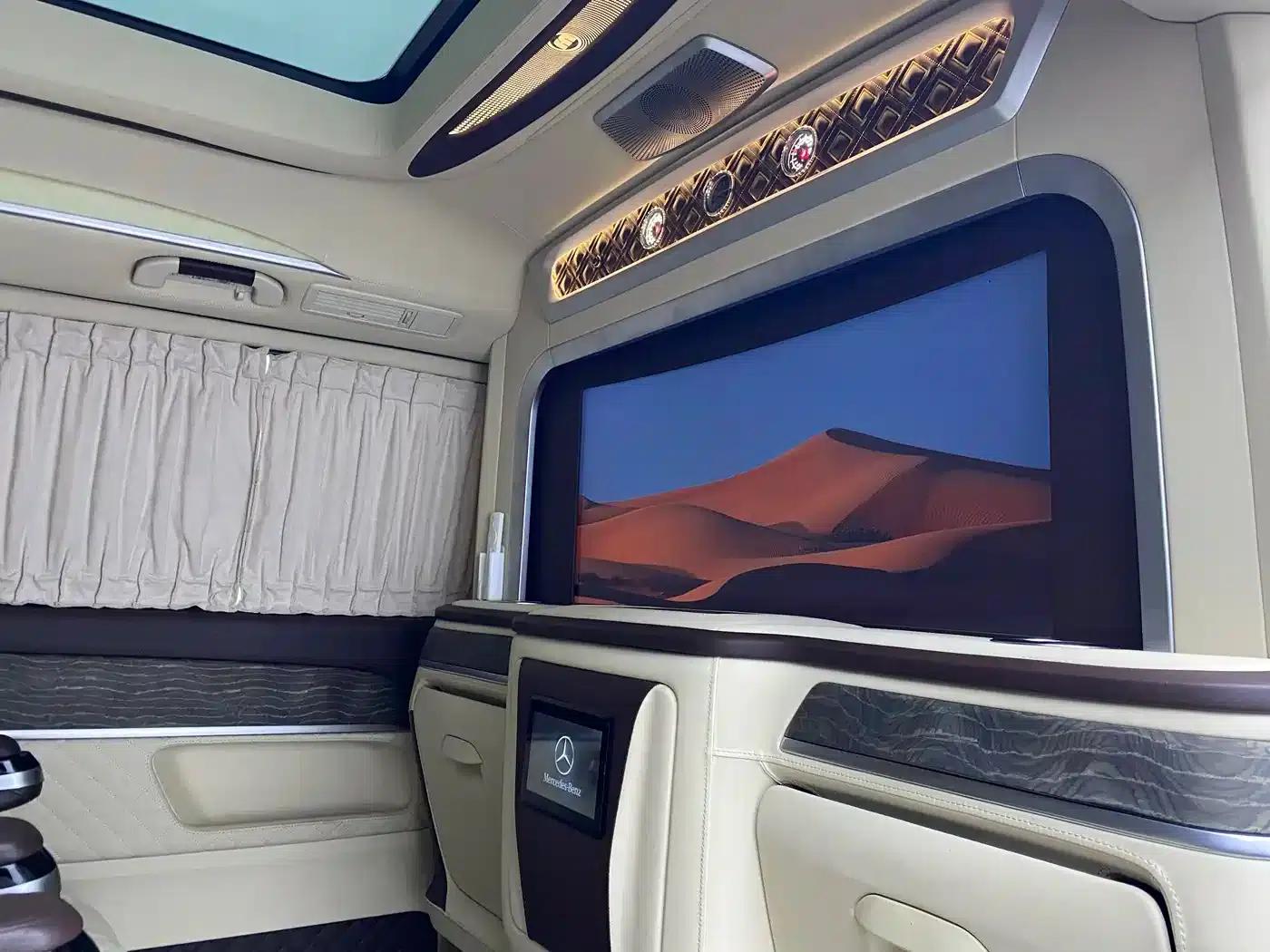 Mercedes-Benz V-Class 2018 V 260 L Premium Extended Edition (China VI Emission Standard) — миниатюра 23