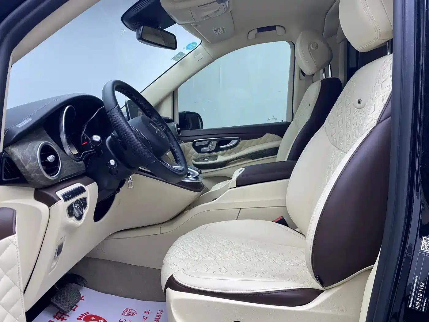 Mercedes-Benz V-Class 2018 V 260 L Premium Extended Edition (China VI Emission Standard) — миниатюра 8