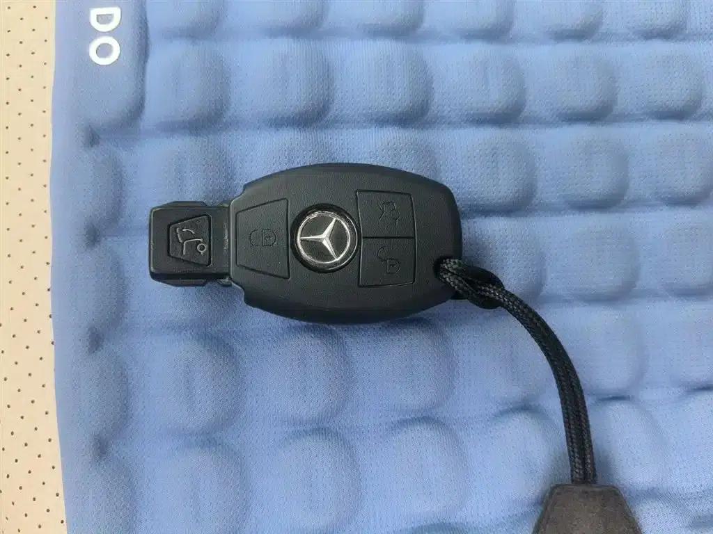 Mercedes-Benz V-Class 2020 V 260 Premium Edition — миниатюра 12