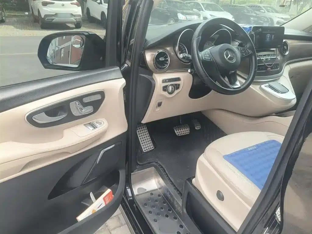 Mercedes-Benz V-Class 2020 V 260 Premium Edition — миниатюра 14