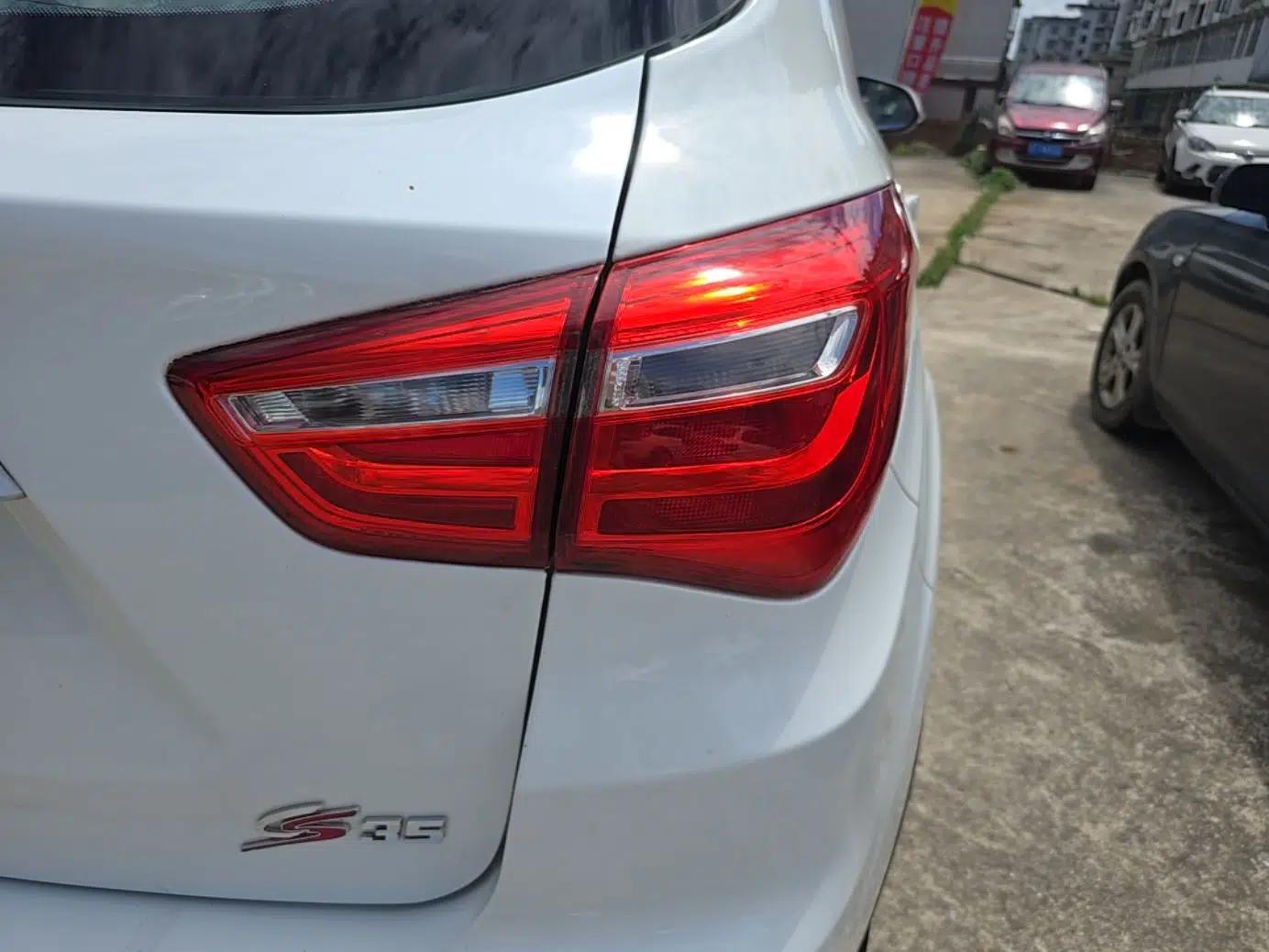 CHANGAN CS35 2017 1.6L Automatic Luxury Model — миниатюра 7