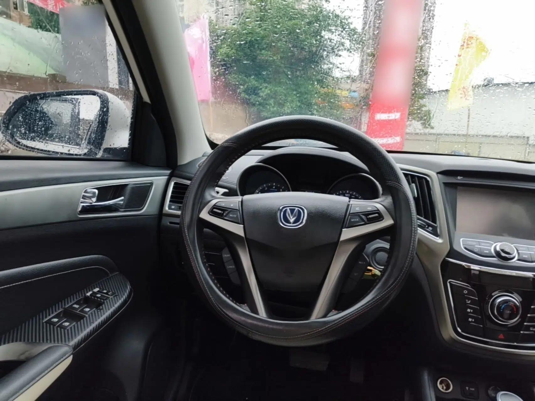 CHANGAN CS35 2017 1.6L Automatic Luxury Model — миниатюра 14