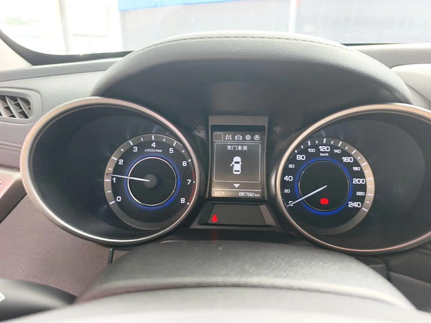 CHANGAN CS35 2017 1.6L Manual Luxury Model — миниатюра 15