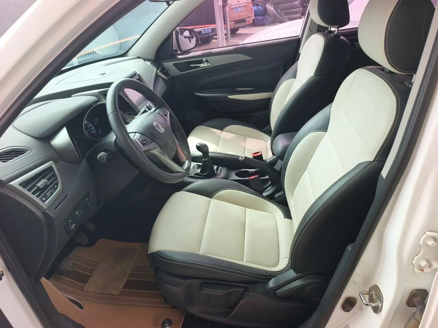 CHANGAN CS35 2017 1.6L Manual Luxury Model — миниатюра 18