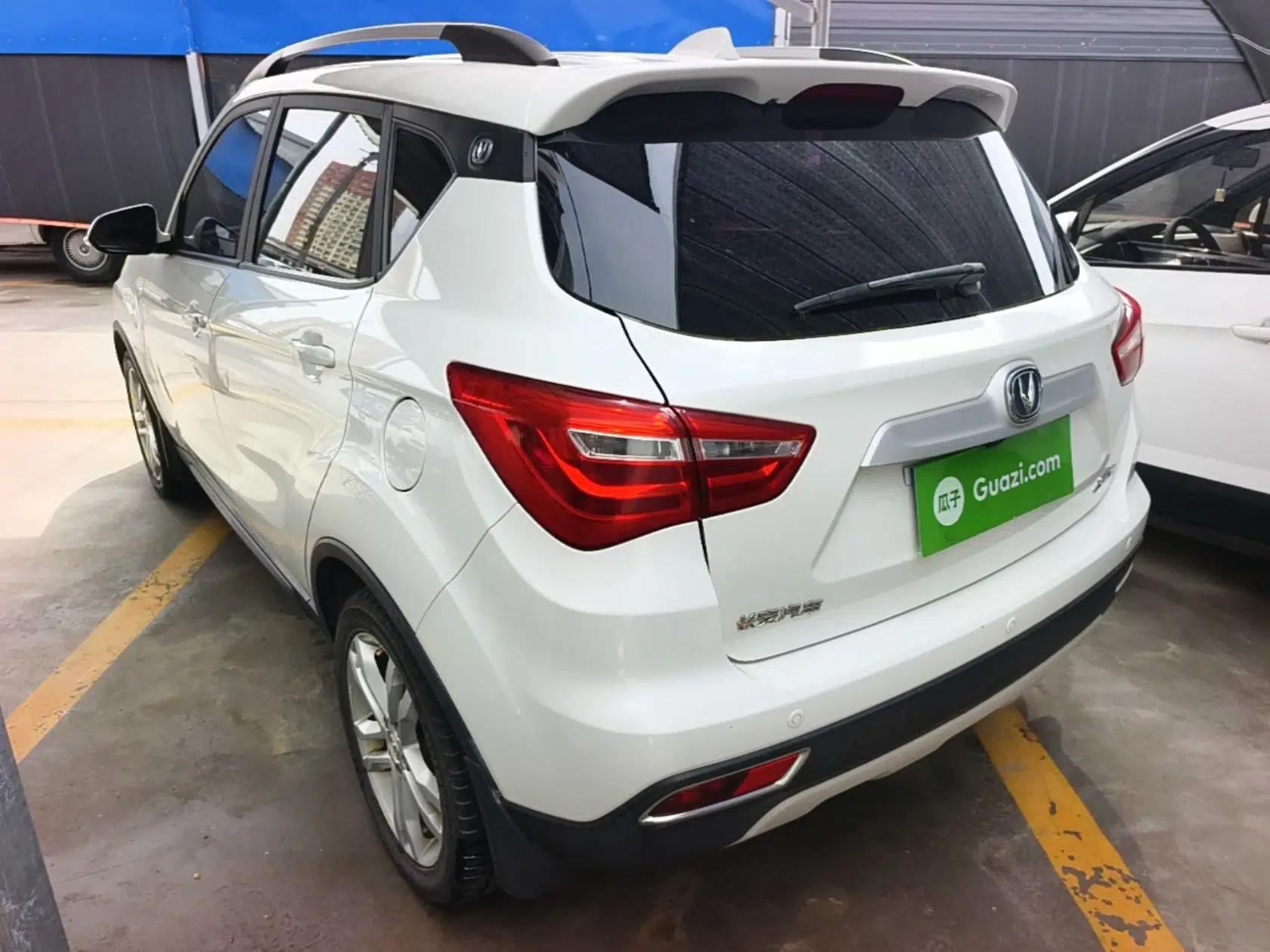 CHANGAN CS35 2017 1.6L Manual Luxury Model — миниатюра 4