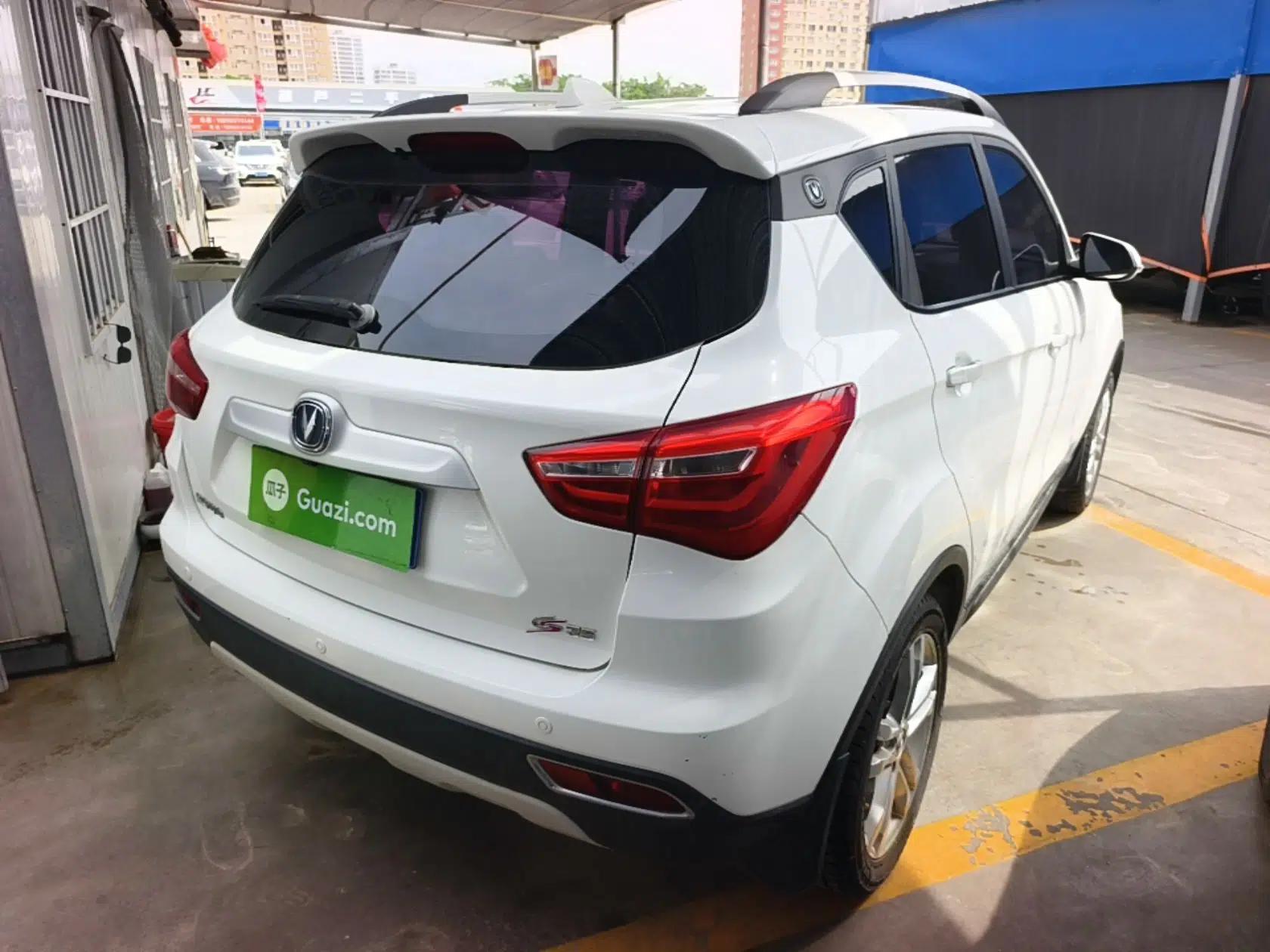CHANGAN CS35 2017 1.6L Manual Luxury Model — миниатюра 6