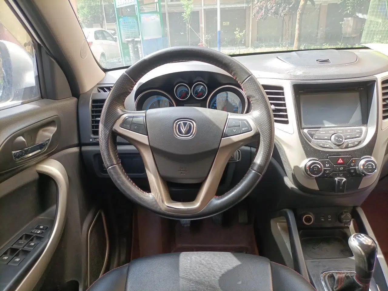 CHANGAN CS35 2014 1.6L Manual Luxury Model China IV Standard — миниатюра 11