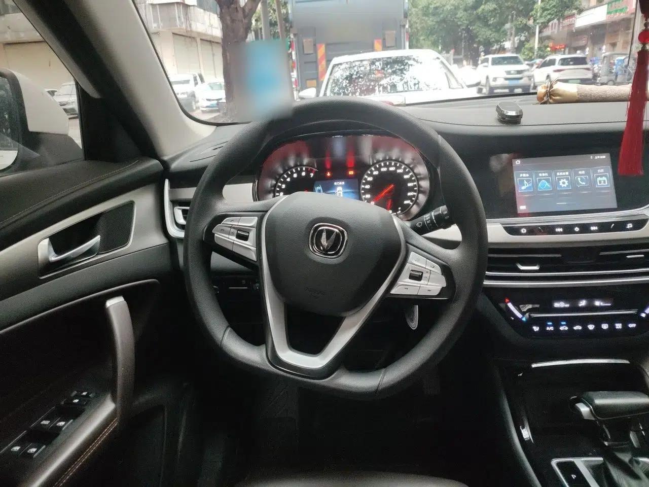 CHANGAN CS35PLUS 2019 1.6L Automatic Yue Lian Upgrade Edition — миниатюра 11