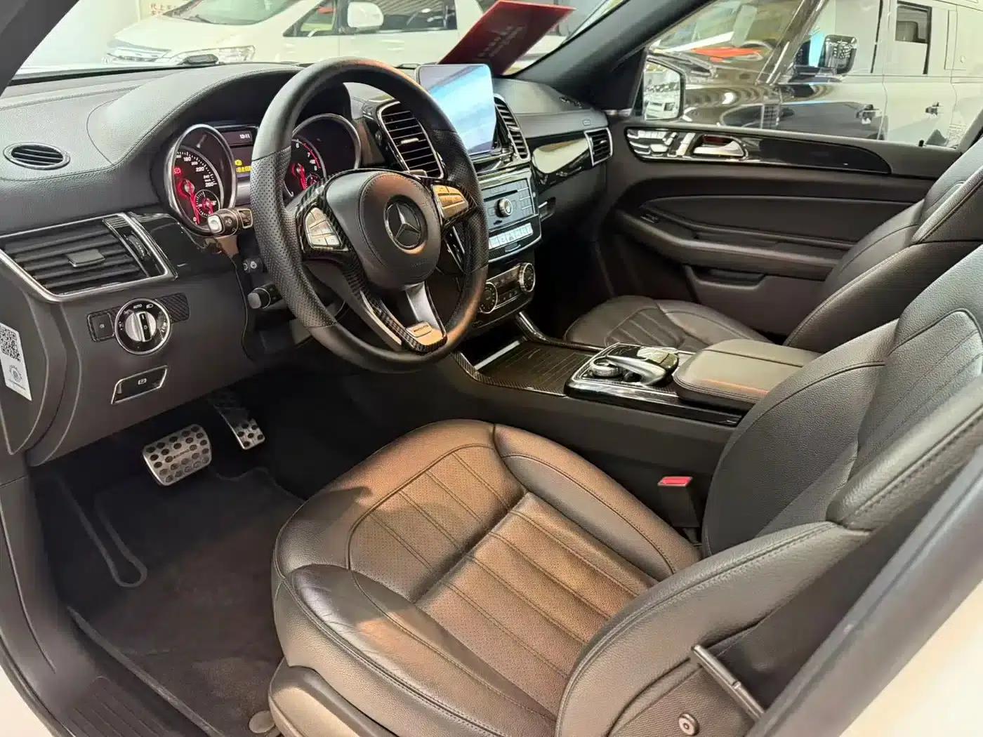 2017 Mercedes-Benz GLS 400 4MATIC Luxury — миниатюра 8