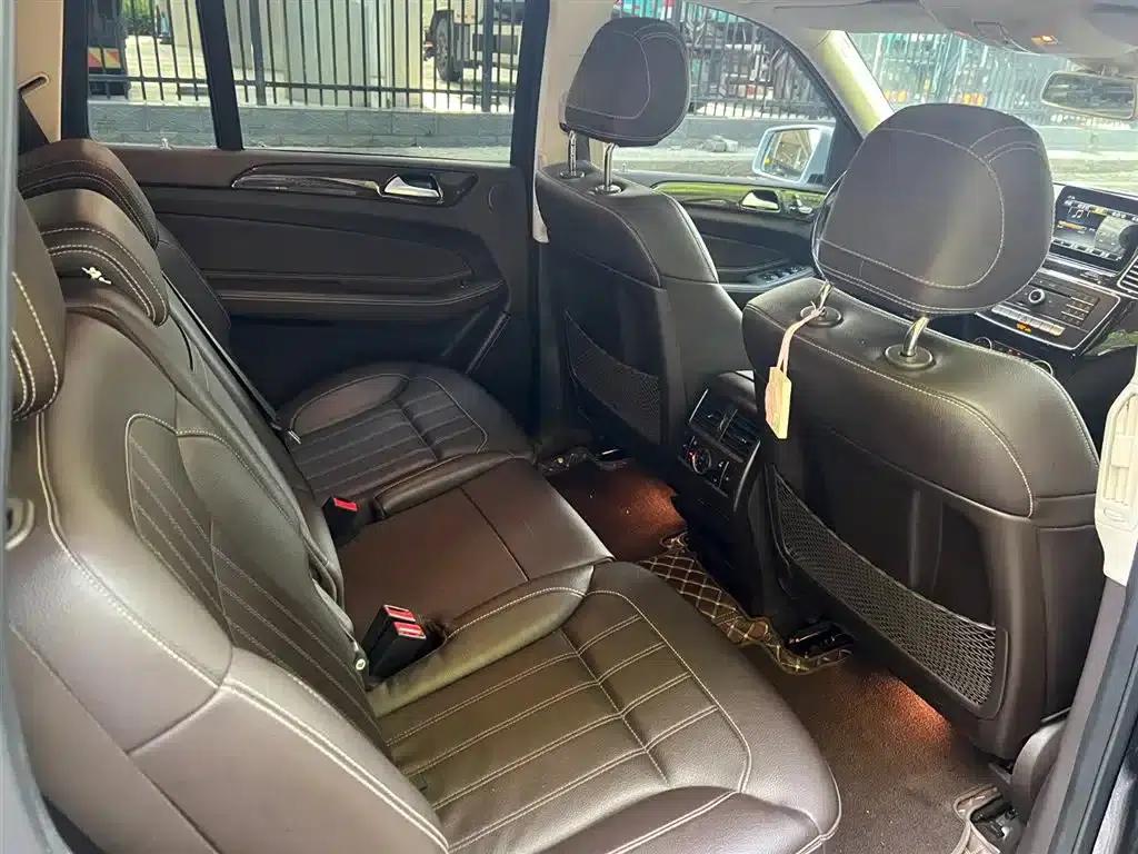 2018 Mercedes-Benz GLS 400 4MATIC Dynamic — миниатюра 17
