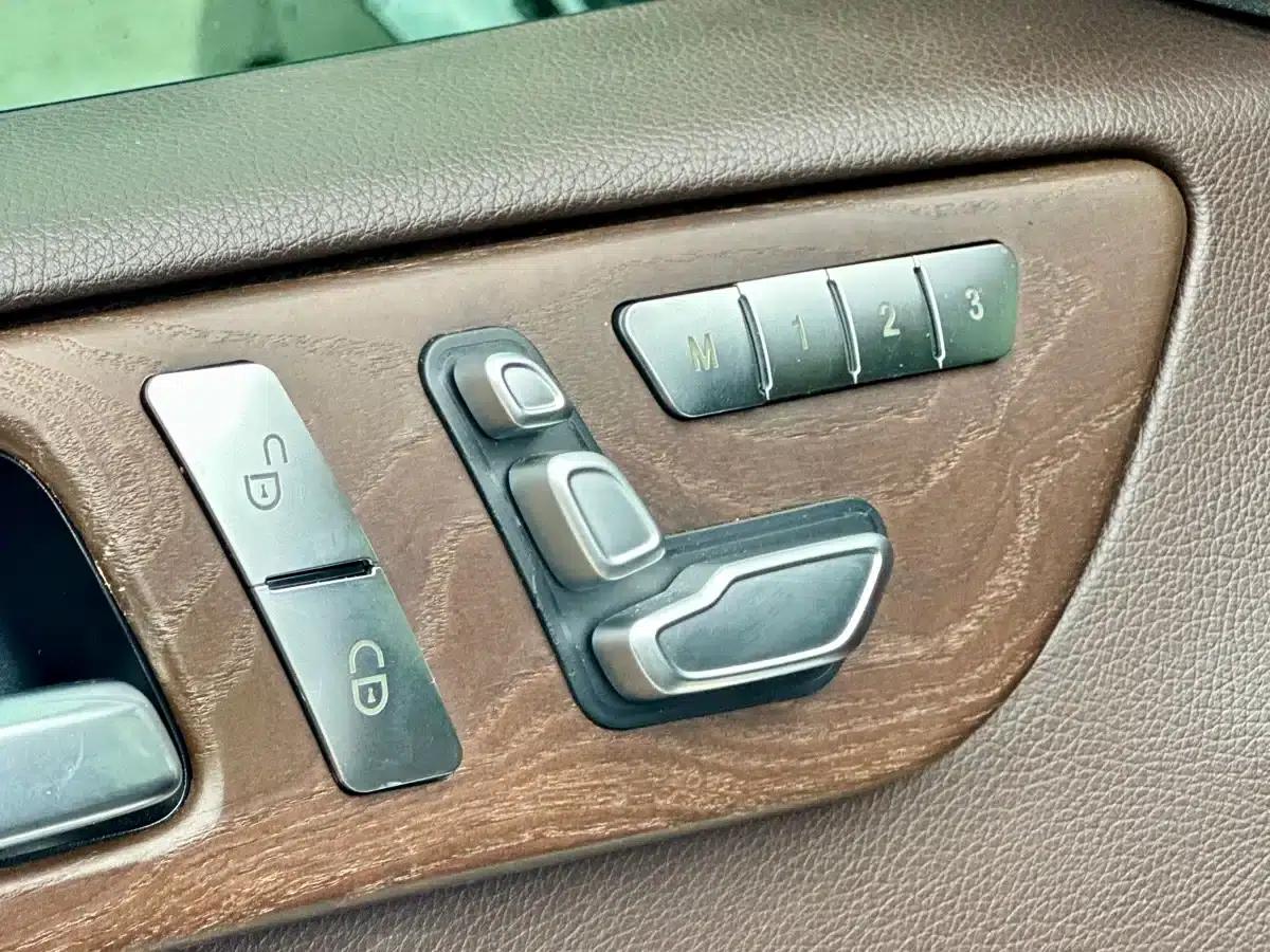 2016 Mercedes-Benz GLS 400 4MATIC Dynamic — миниатюра 21