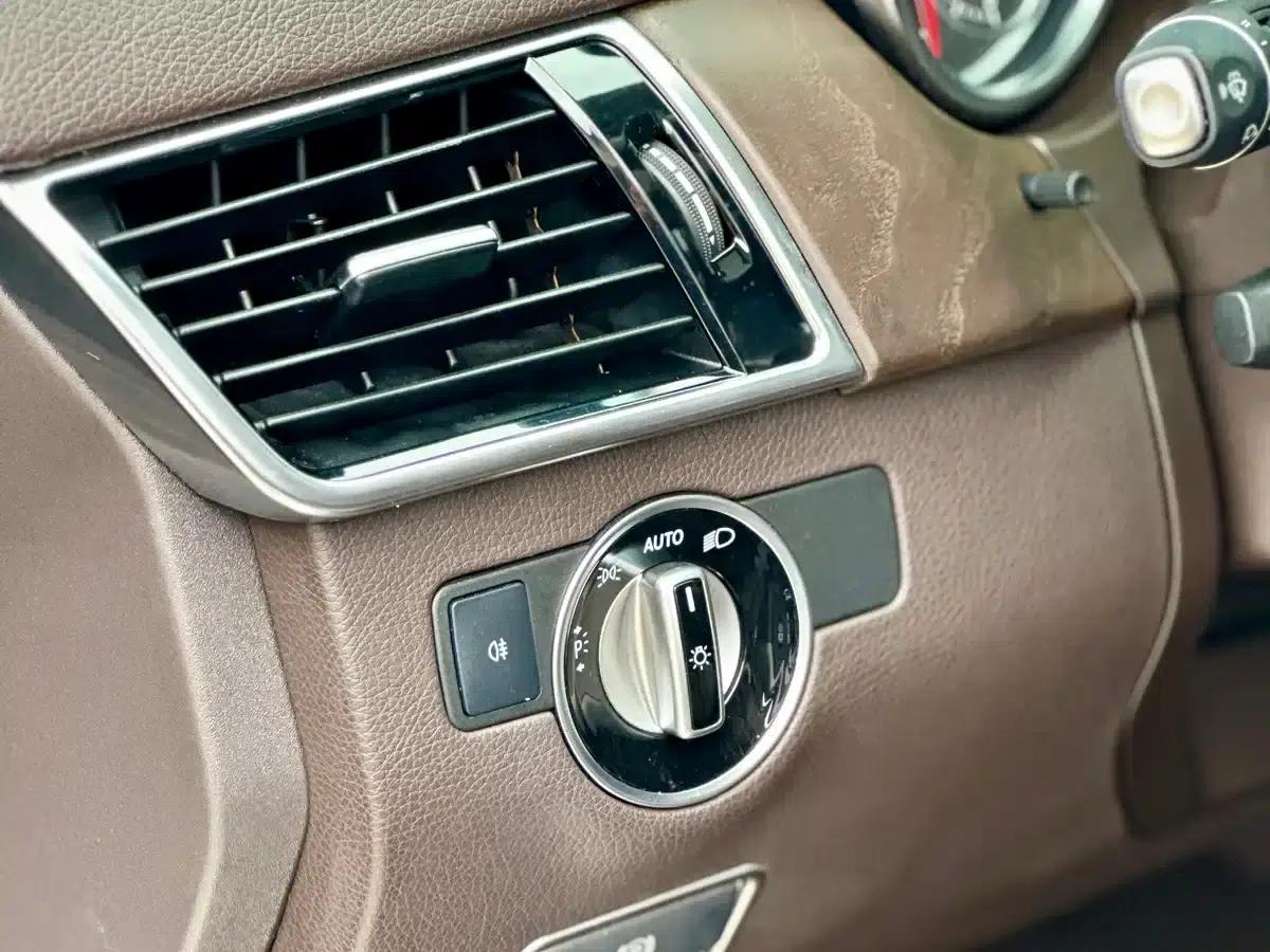 2016 Mercedes-Benz GLS 400 4MATIC Dynamic — миниатюра 24