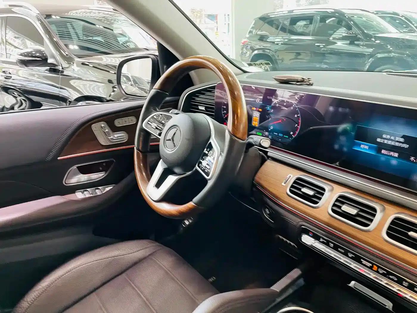 2020 Mercedes-Benz GLS 450 4MATIC Luxury — миниатюра 13