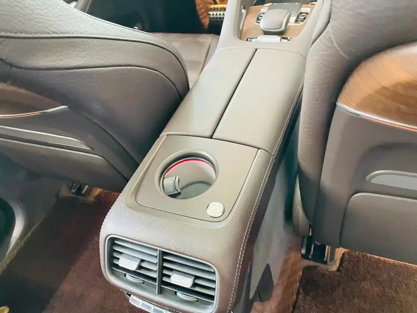 2020 Mercedes-Benz GLS 450 4MATIC Luxury — миниатюра 19