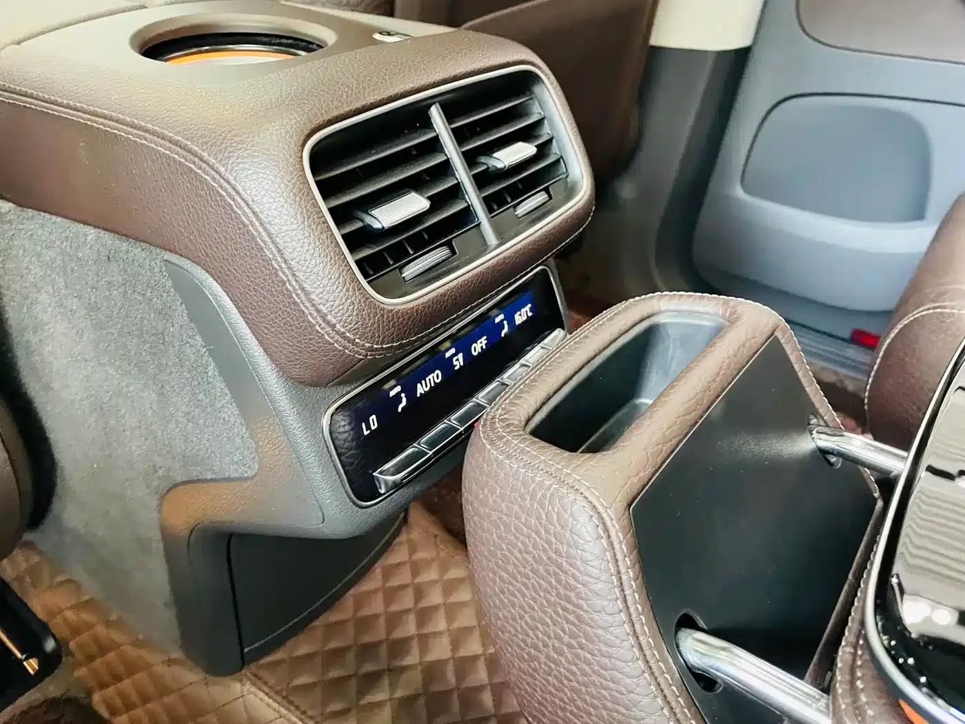 2020 Mercedes-Benz GLS 450 4MATIC Luxury — миниатюра 22