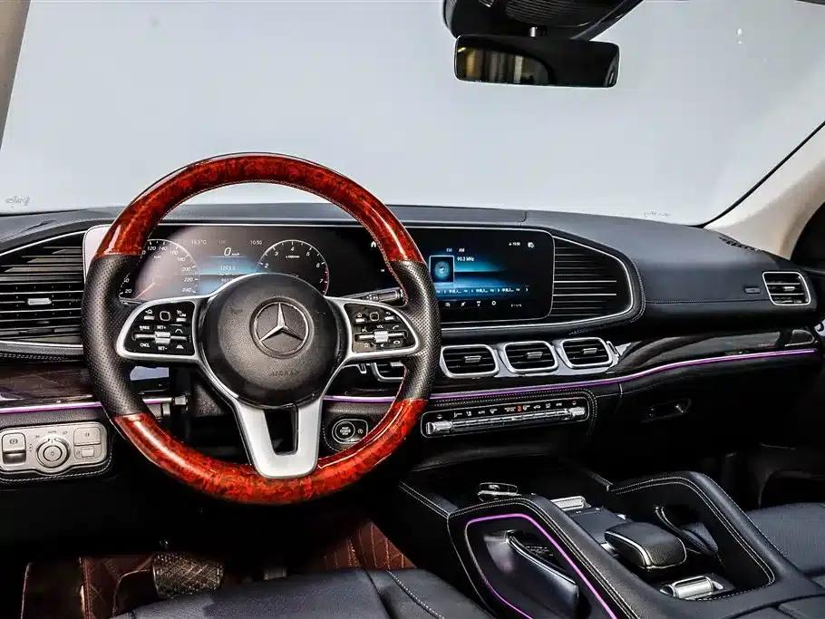 2021 Mercedes-Benz GLS 450 4MATIC Fashion Model — миниатюра 26
