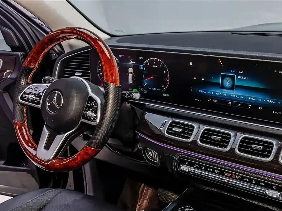 2021 Mercedes-Benz GLS 450 4MATIC Fashion Model — миниатюра 31