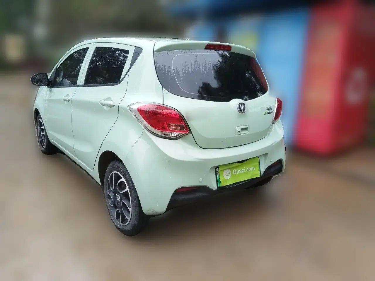 CHANGAN Benni E-Star 2021 National Edition Colorful Version Lithium Iron Phosphate (31.86 kWh) — миниатюра 4