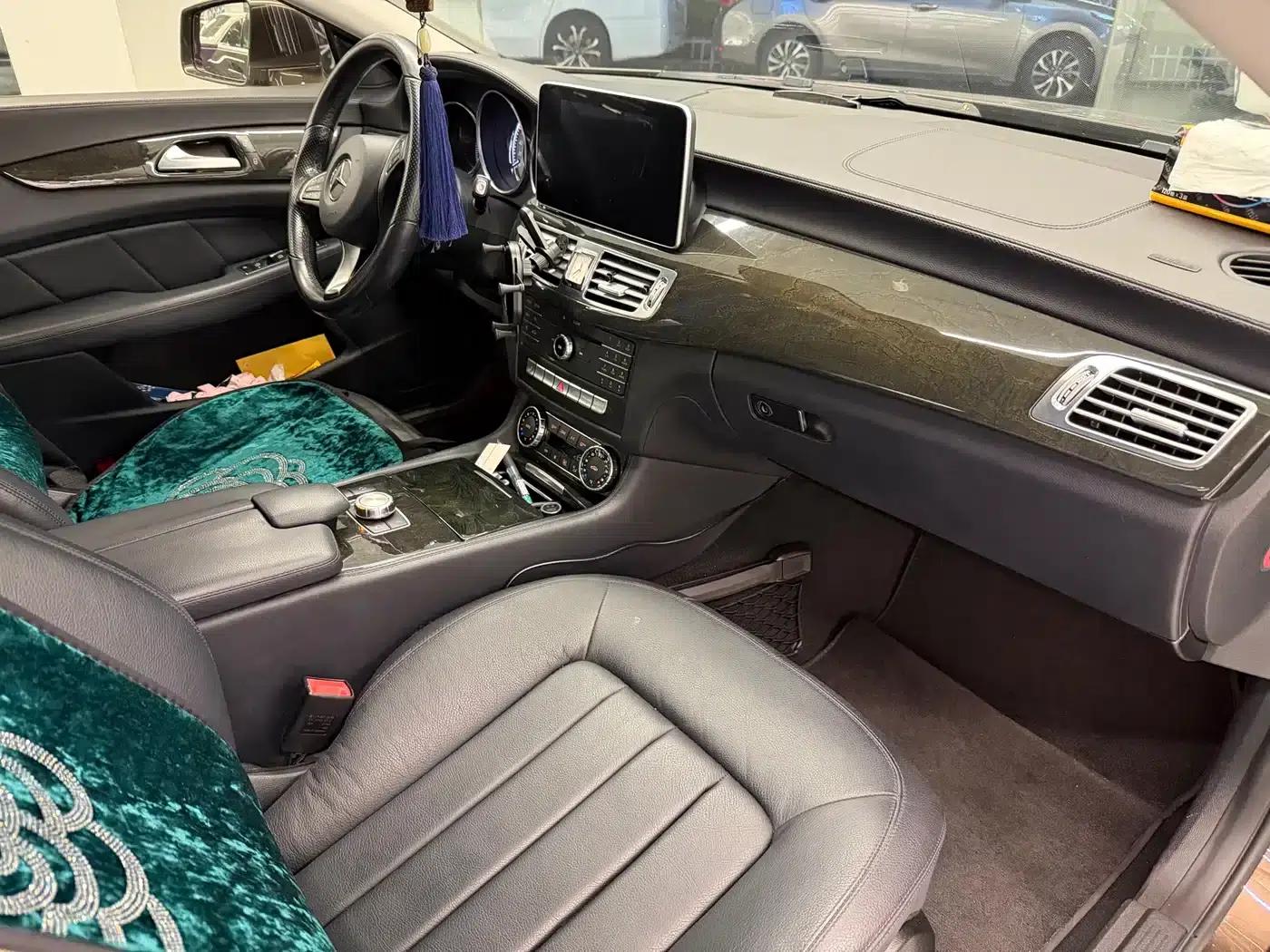 2015 Mercedes-Benz CLS 260 — миниатюра 3