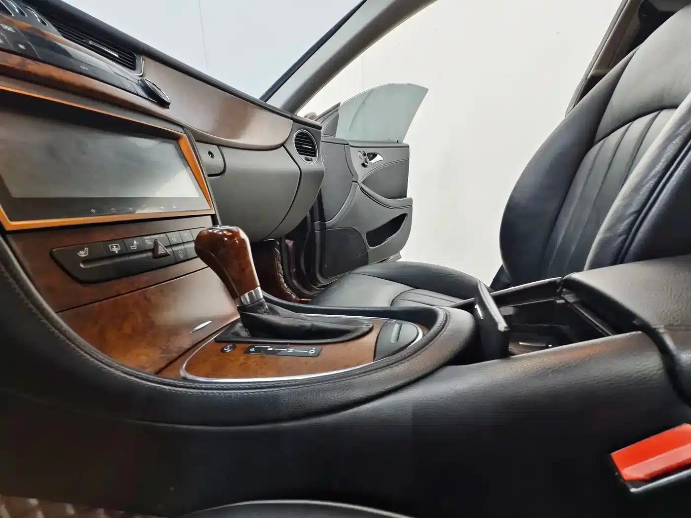 Mercedes-Benz CLS 2009 CLS 300 — миниатюра 12
