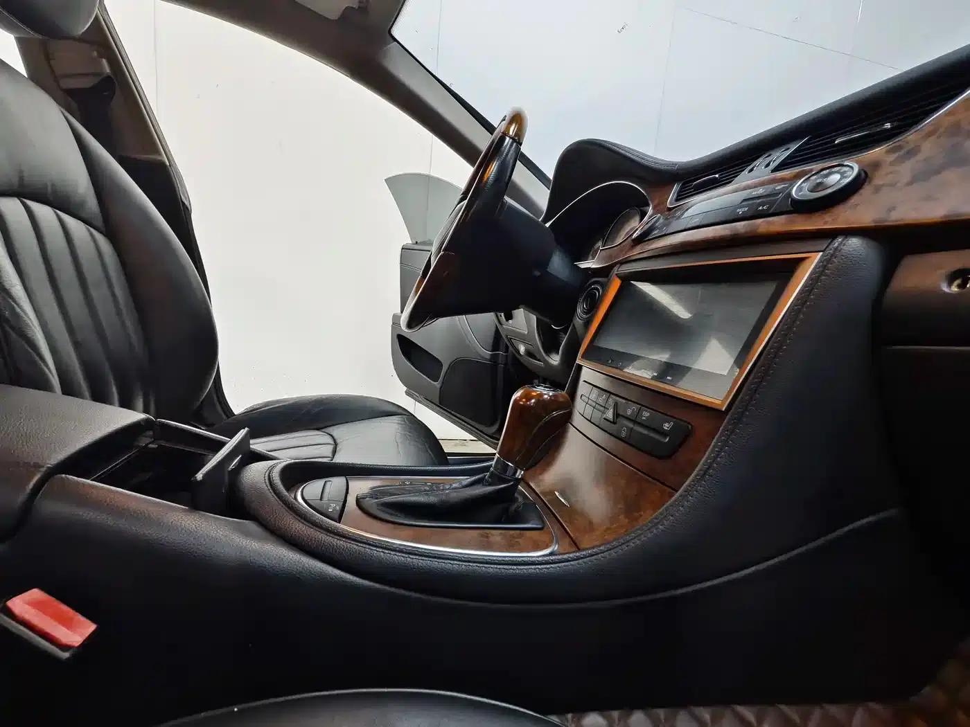 Mercedes-Benz CLS 2009 CLS 300 — миниатюра 15