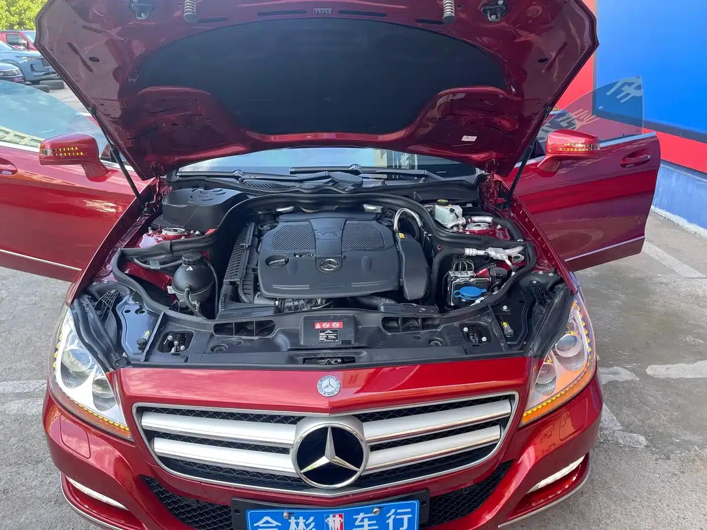 2012 Mercedes-Benz CLS 300 CGI — миниатюра 4