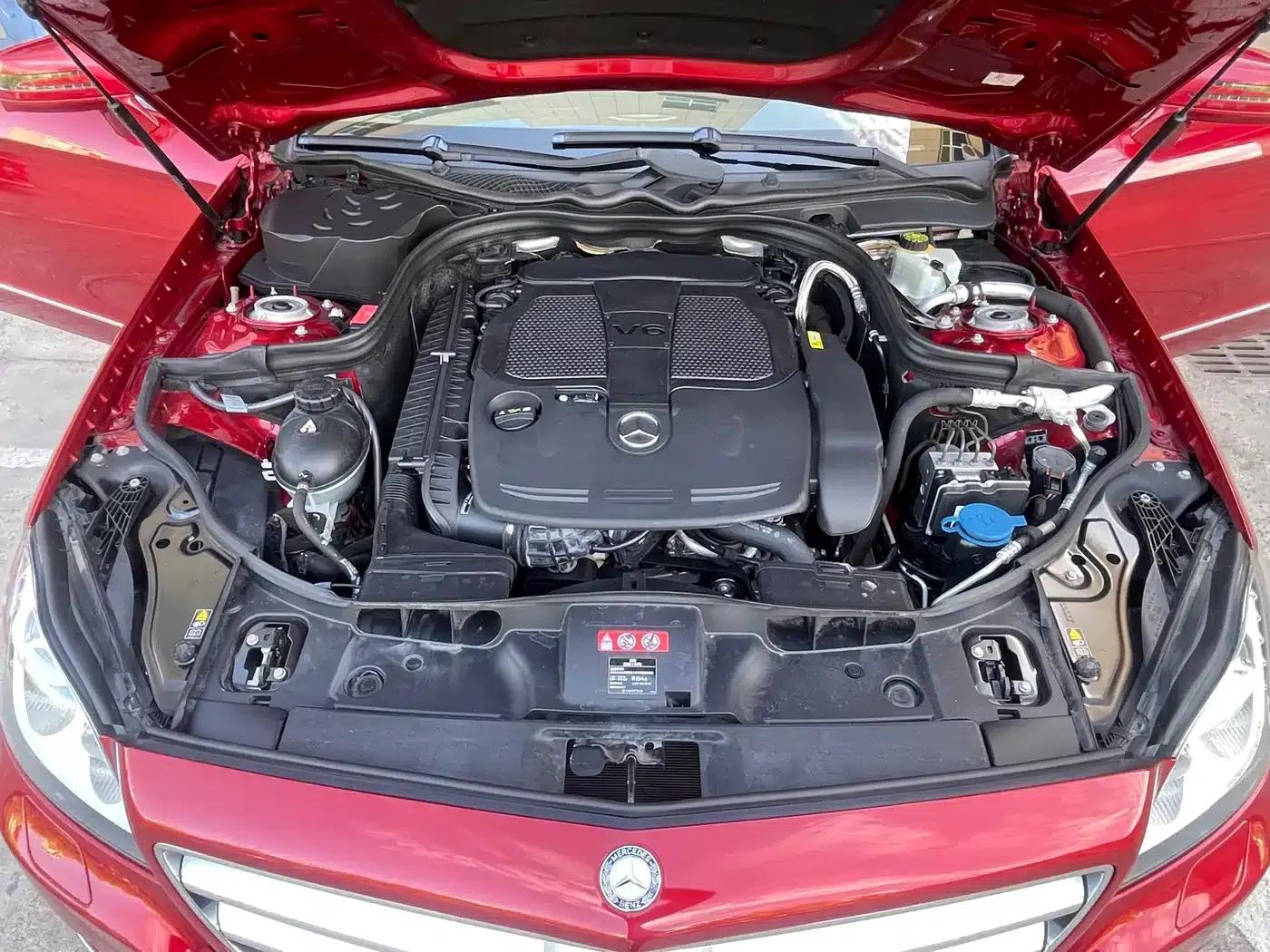 2012 Mercedes-Benz CLS 300 CGI — миниатюра 10