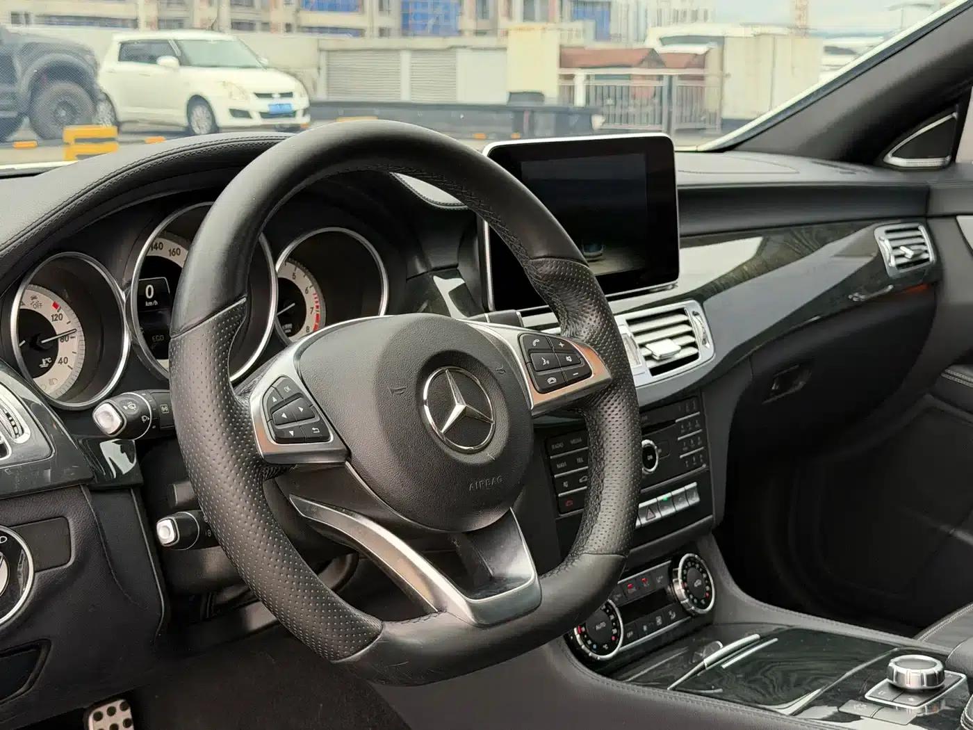2015 Mercedes-Benz CLS 260 — миниатюра 8