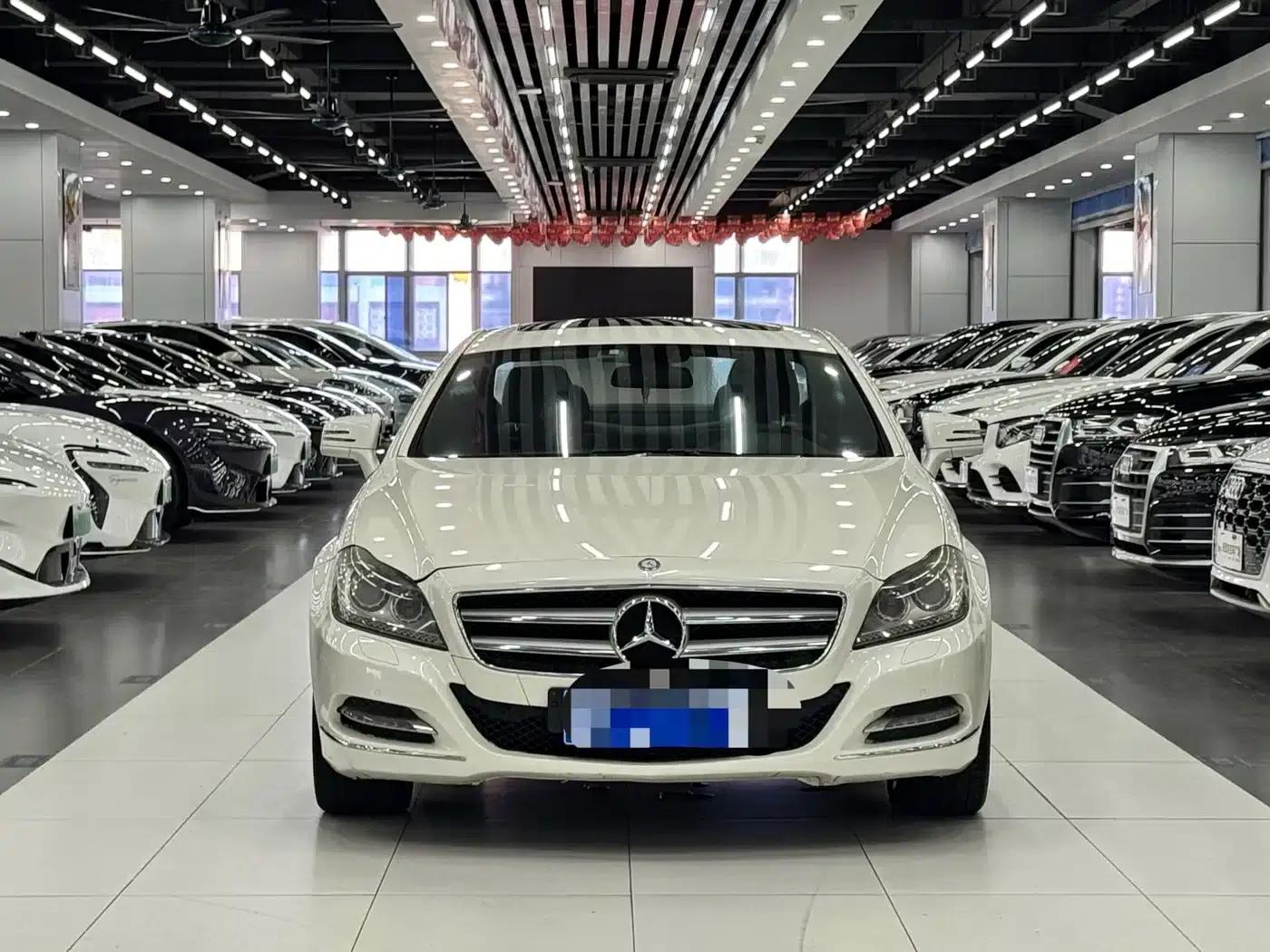 2012 Mercedes-Benz CLS 300 CGI — миниатюра 1