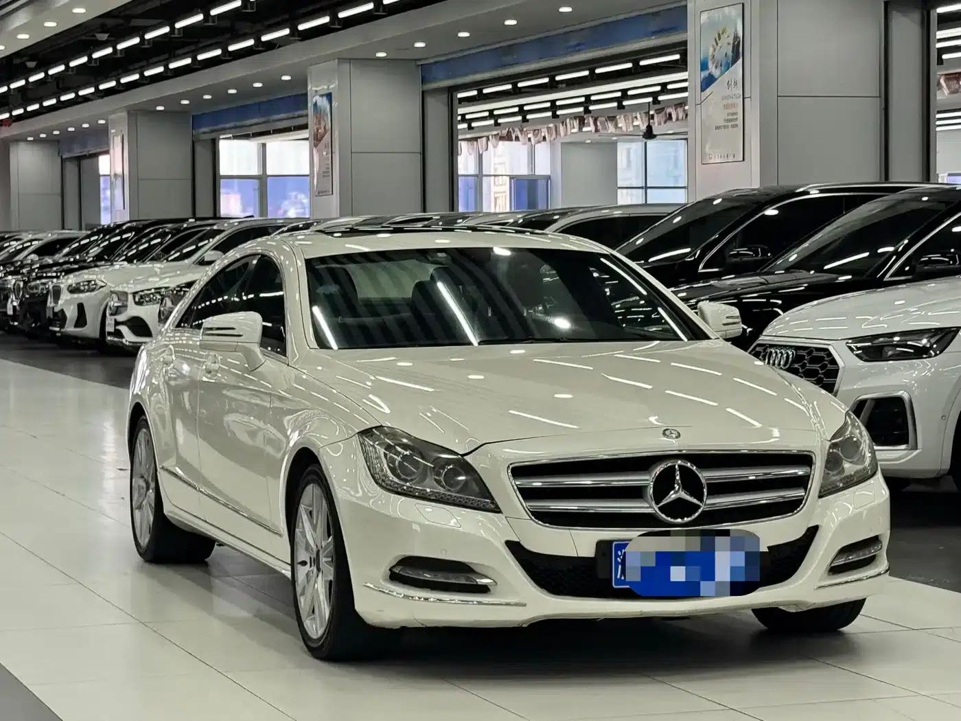 2012 Mercedes-Benz CLS 300 CGI — миниатюра 3