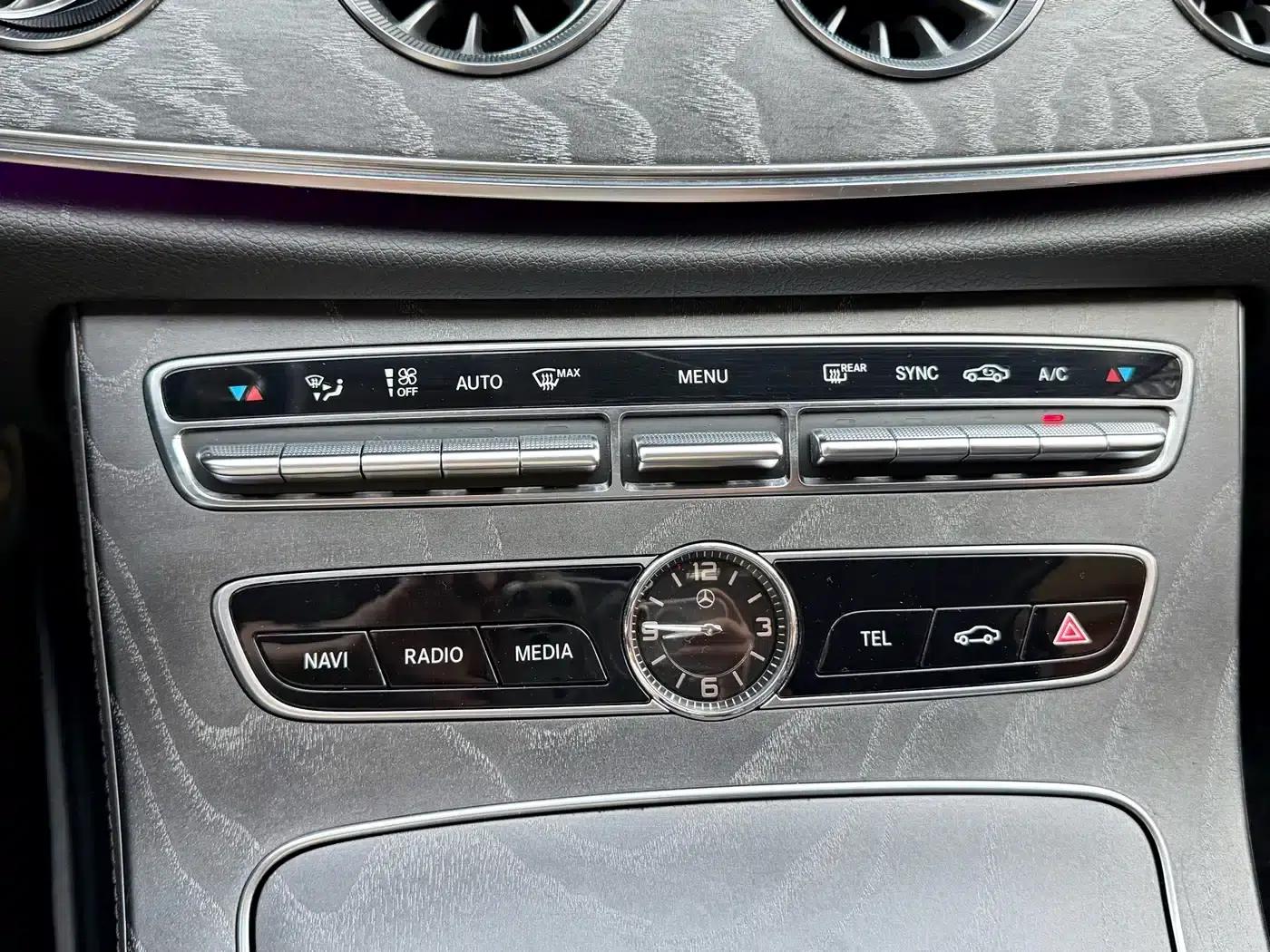 2020 Mercedes-Benz CLS 260 — миниатюра 11