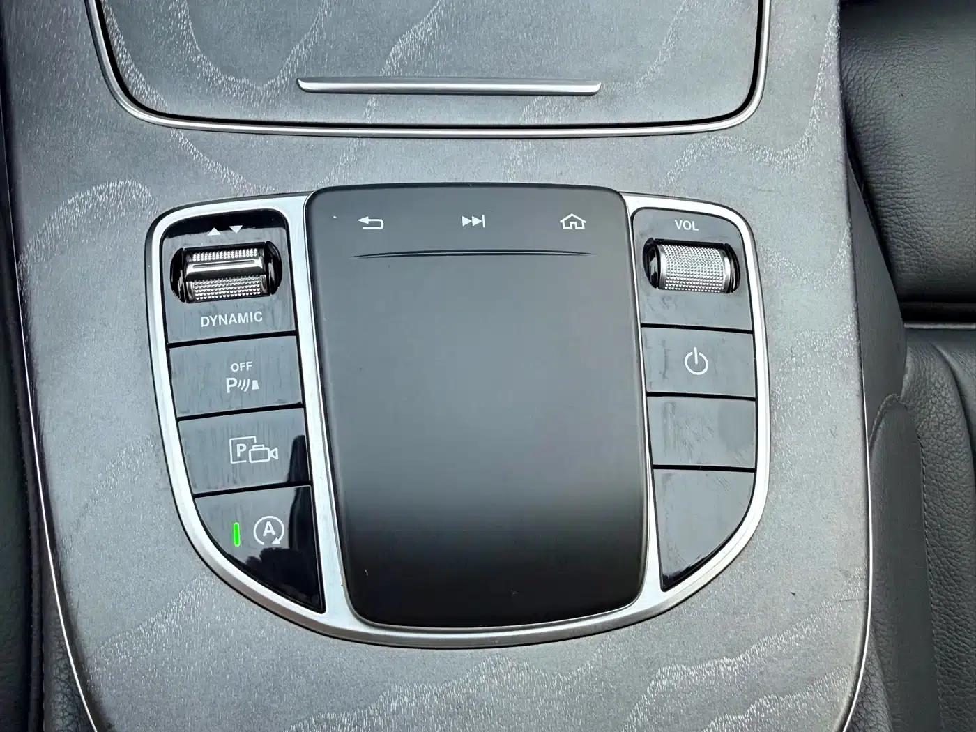 2020 Mercedes-Benz CLS 260 — миниатюра 12