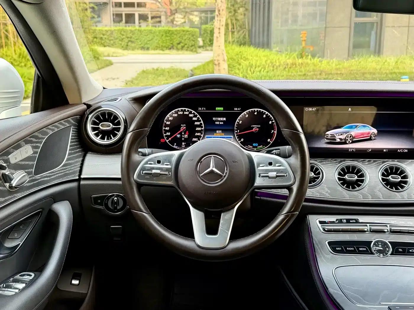 2020 Mercedes-Benz CLS 260 — миниатюра 13