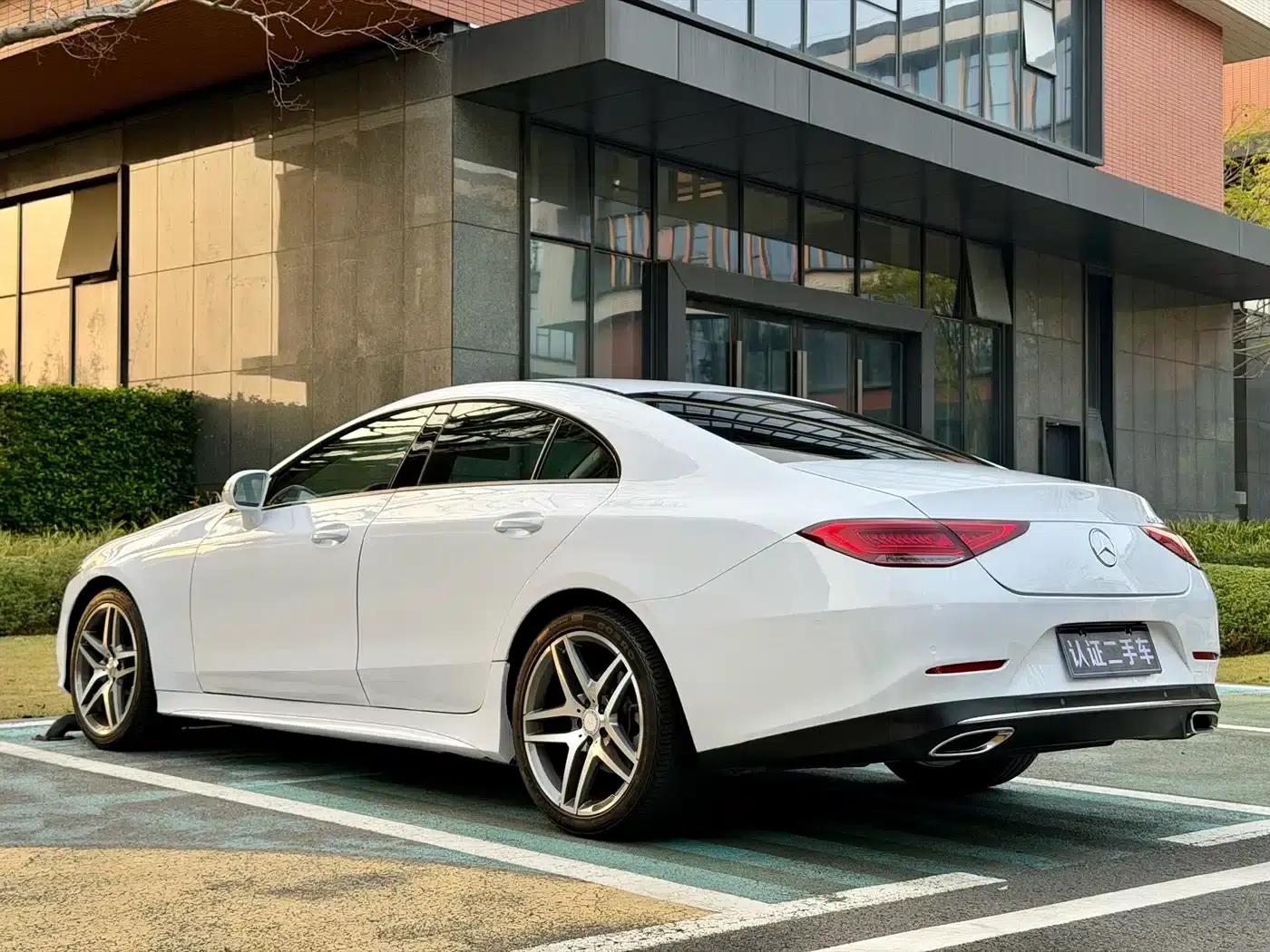 2020 Mercedes-Benz CLS 260 — миниатюра 17