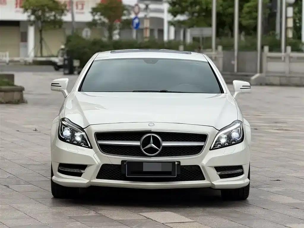 2012 Mercedes-Benz CLS 300 CGI — миниатюра 2